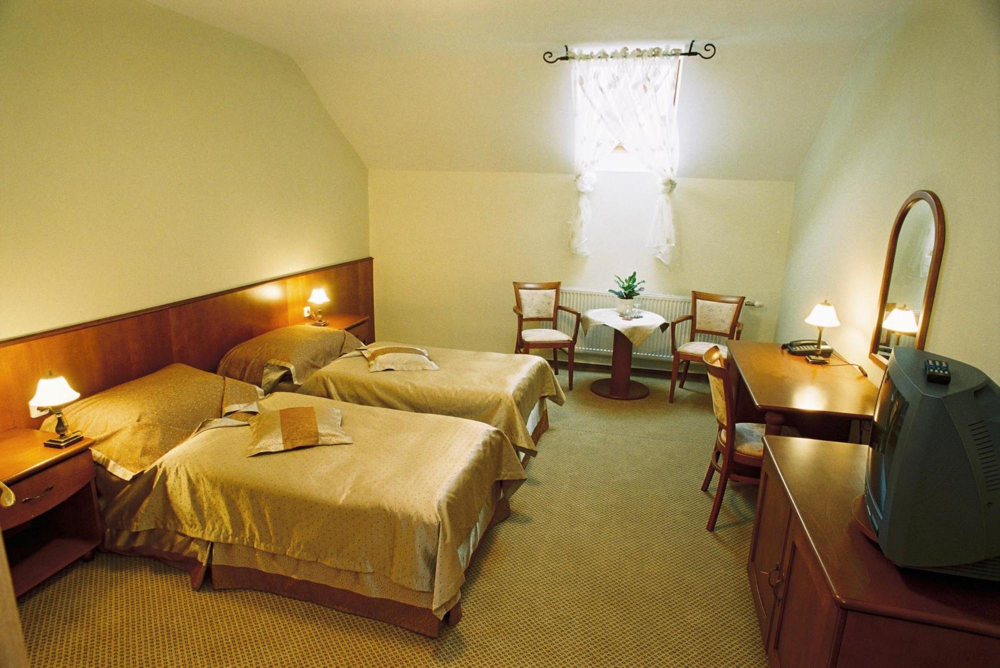 Park Hotel Tartuf Beladice Extérieur photo