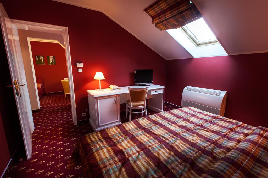 Park Hotel Tartuf Beladice Extérieur photo