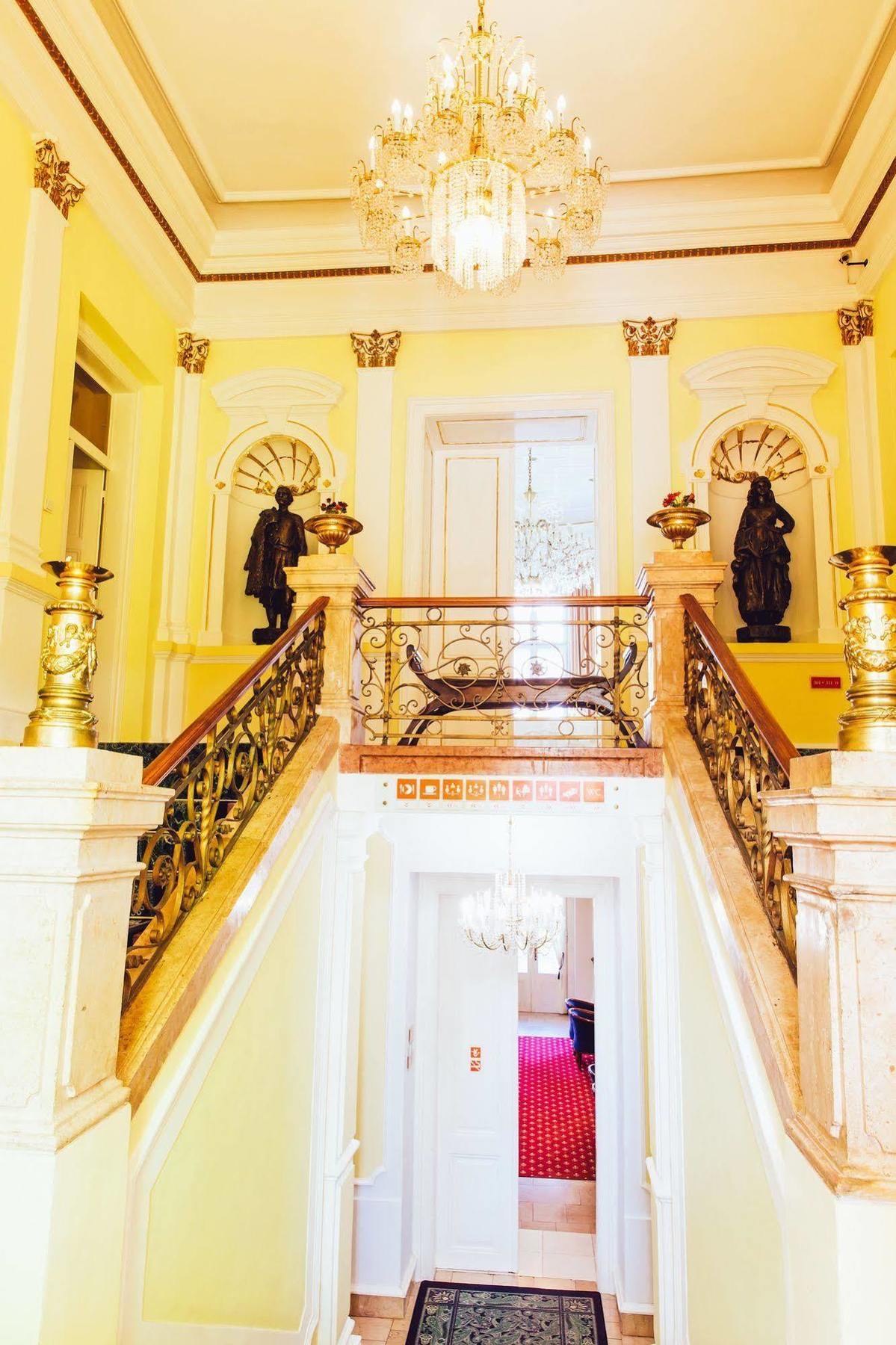 Park Hotel Tartuf Beladice Extérieur photo